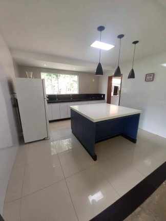 Imagem Casa com 4 Quartos à Venda, em Perisse - Nova Friburgo Imagem Casa com 4 Quartos à Venda, em Perisse - Nova Friburgo