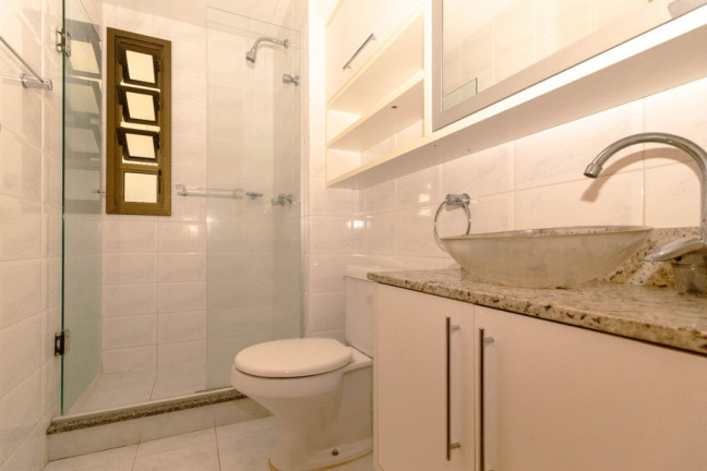 Imagem Imóvel com 3 Quartos à Venda, em Passo Da Areia - Porto Alegre Imagem Imóvel com 3 Quartos à Venda, em Passo Da Areia - Porto Alegre