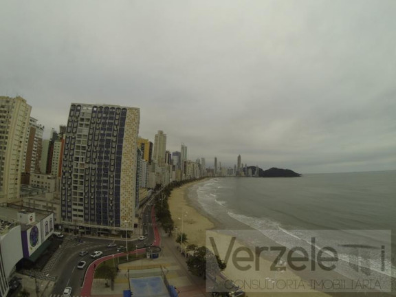 Imagem Apartamento com 4 Quartos para Temporada, 180 m² em Centro - Balneário Camboriú