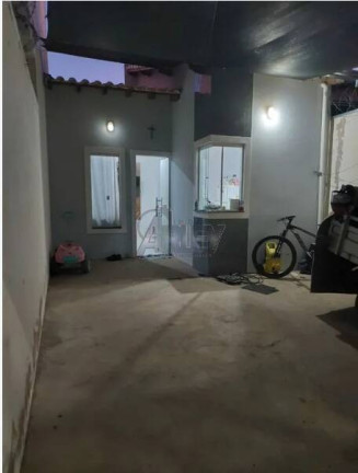 Imagem Casa com 2 Quartos à Venda,  em Carmelo - Montes Claros