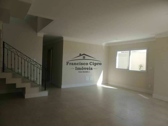 Imagem Sobrado com 3 Quartos à Venda, 256 m² em Village Mantiqueira - Guaratinguetá
