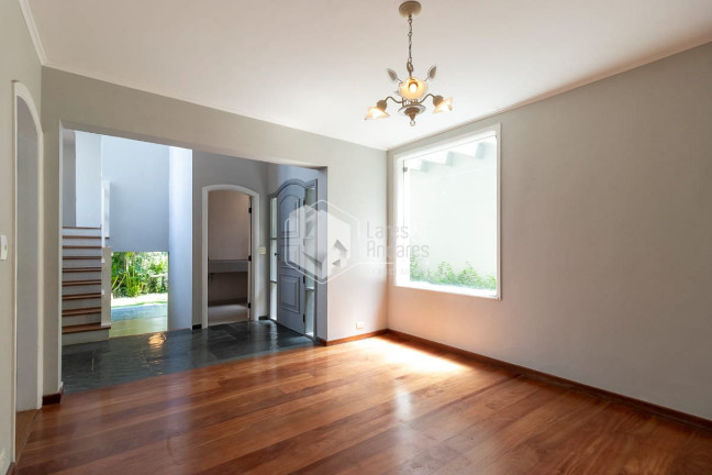 Casa com 4 Quartos à Venda, 260 m² em Jardim Morumbi - São Paulo