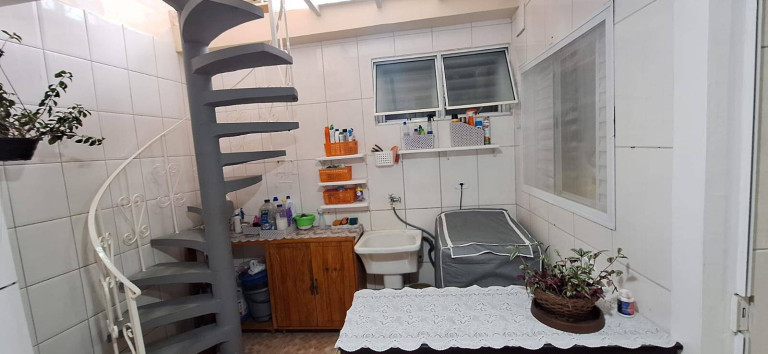 Imagem Casa com 3 Quartos à Venda, 155 m² em Centro - Peruíbe