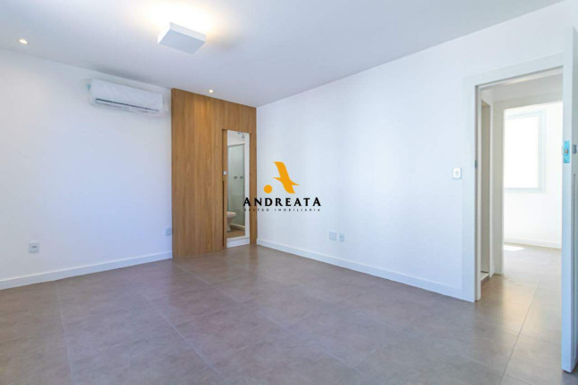 Imagem Cobertura com 3 Quartos à Venda, 237 m² em Copacabana - Rio De Janeiro