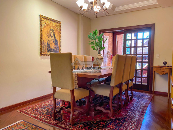 Imagem Apartamento com 5 Quartos à Venda, 226 m² em Capivari - Campos Do Jordão