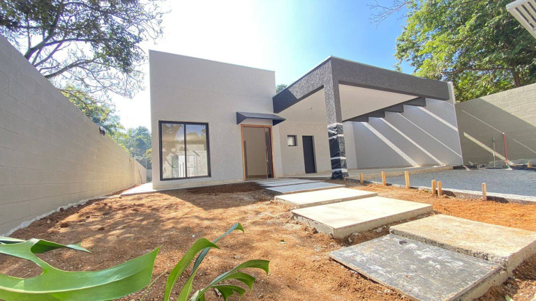 Casa com 3 Quartos à Venda, 500 m² em Jardim Colibri - Cotia