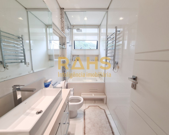 Imagem Apartamento com 3 Quartos à Venda, 307 m² em Atiradores - Joinville Imagem Apartamento com 3 Quartos à Venda, 307 m² em Atiradores - Joinville