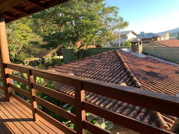 Imagem Imóvel Comercial à Venda, 2.208 m² em Zimbros - Bombinhas Imagem Imóvel Comercial à Venda, 2.208 m² em Zimbros - Bombinhas