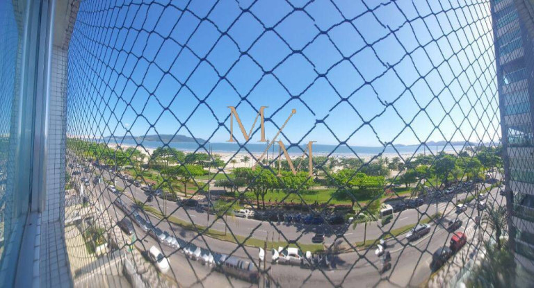Apartamento com 3 Quartos à Venda, 176 m² em Gonzaga - Santos