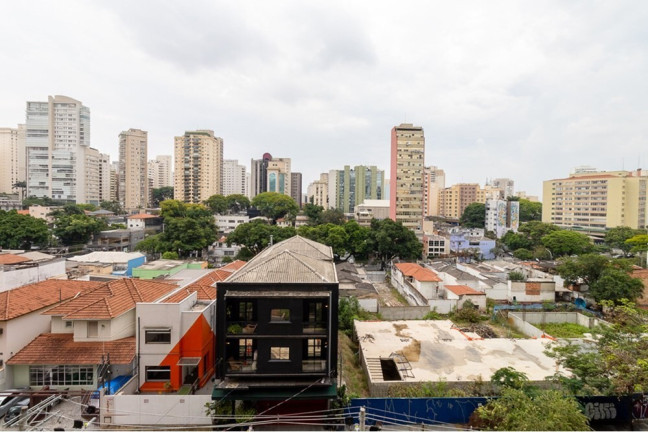Imagem Imóvel com 5 Quartos à Venda, 312 m² em Pacaembú - São Paulo Imagem Imóvel com 5 Quartos à Venda, 312 m² em Pacaembú - São Paulo