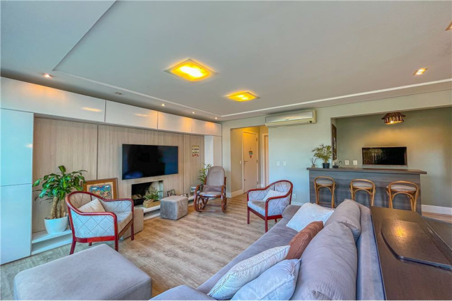 Imagem Apartamento com 3 Quartos à Venda, 134 m² em Passo Da Areia - Porto Alegre