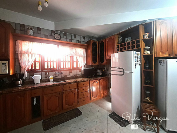 Imagem Imóvel com 3 Quartos à Venda, 351 m² em São Lucas - Viamão