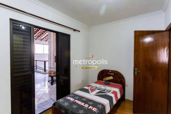 Imagem Sobrado com 5 Quartos à Venda, 247 m² em Vila Yolanda - Osasco