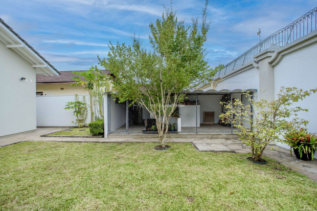 Imagem Casa com 4 Quartos à Venda, 265 m² em São Braz - Curitiba