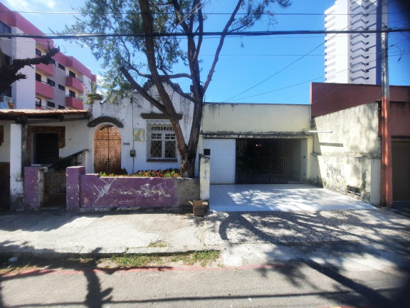 Casa com 2 Quartos à Venda, 241 m² em Fátima - Fortaleza