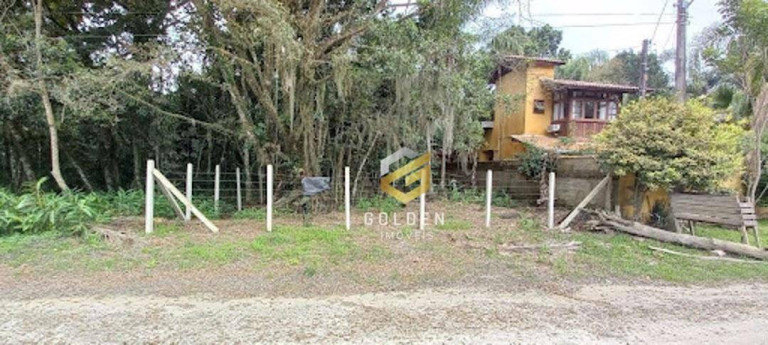 Terreno à Venda, 325 m² em Mariscal - Bombinhas
