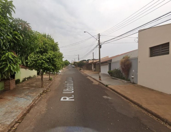 Terreno para Alugar, 304 m² em Jardim Sanzovo - Jaú