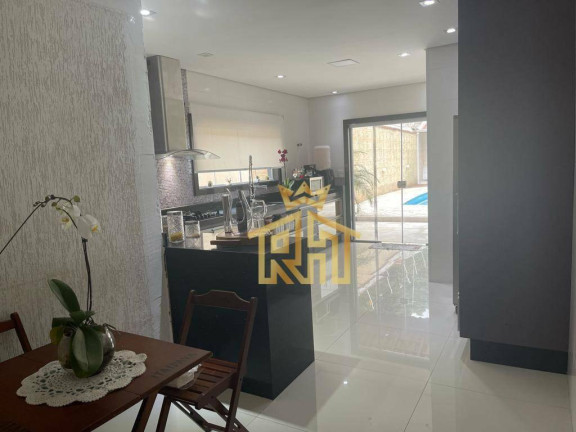 Imagem Sobrado com 4 Quartos à Venda, 200 m² em Vila Guilhermina - Praia Grande Imagem Sobrado com 4 Quartos à Venda, 200 m² em Vila Guilhermina - Praia Grande