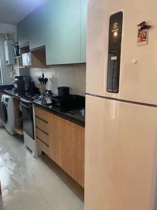 Imagem Apartamento com 2 Quartos à Venda, 52 m² em Tingui - Curitiba