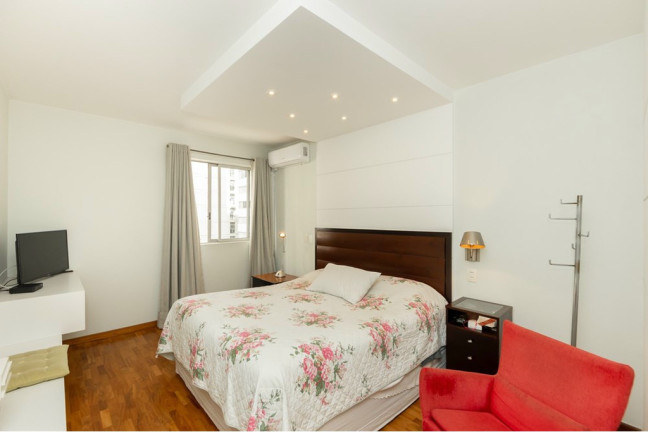Imagem Apartamento com 3 Quartos à Venda, 169 m² em Itaim Bibi - São Paulo