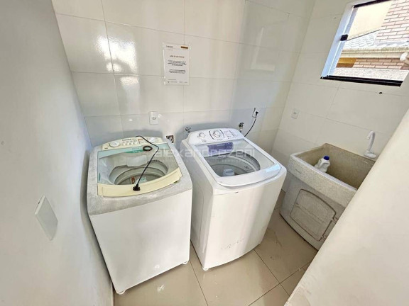 Imagem Apartamento com 1 Quarto para Temporada, 40 m² em Bombas - Bombinhas