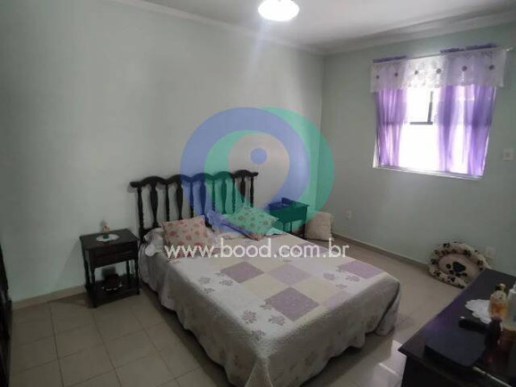 Imagem Sobrado com 3 Quartos à Venda, 230 m² em Aparecida - Santos