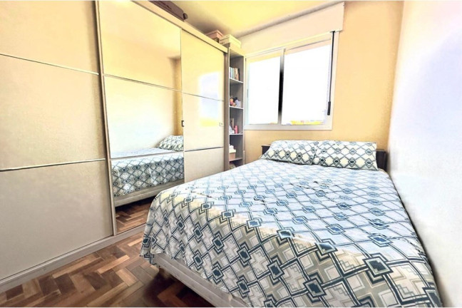 Imagem Imóvel com 3 Quartos à Venda, 60 m² em Sarandi - Porto Alegre