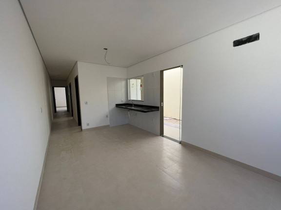 Imagem Casa com 3 Quartos à Venda, 180 m² em Ponte Nova - Várzea Grande