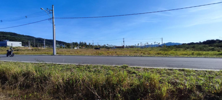 Imagem Terreno à Venda, 450 m² em Vargem Grande - Florianópolis Imagem Terreno à Venda, 450 m² em Vargem Grande - Florianópolis