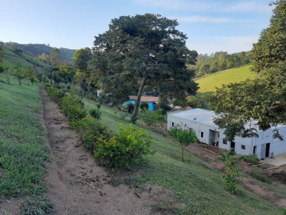 Imagem Chácara com 5 Quartos à Venda, 160 m² em Quatro Cantos - Nazaré Paulista