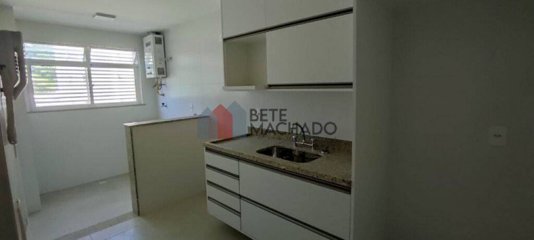 Imagem Apartamento com 3 Quartos para Alugar, 99 m² em Agriões - Teresópolis Imagem Apartamento com 3 Quartos para Alugar, 99 m² em Agriões - Teresópolis