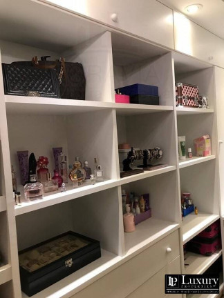 Imagem Apartamento com 3 Quartos à Venda, 254 m² em Alphaville Industrial - Barueri