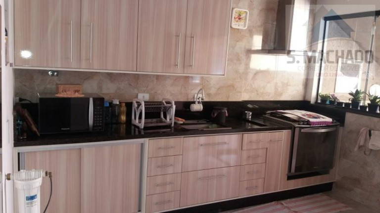Imagem Casa com 3 Quartos à Venda, 307 m² em Vila Clarice - Santo André