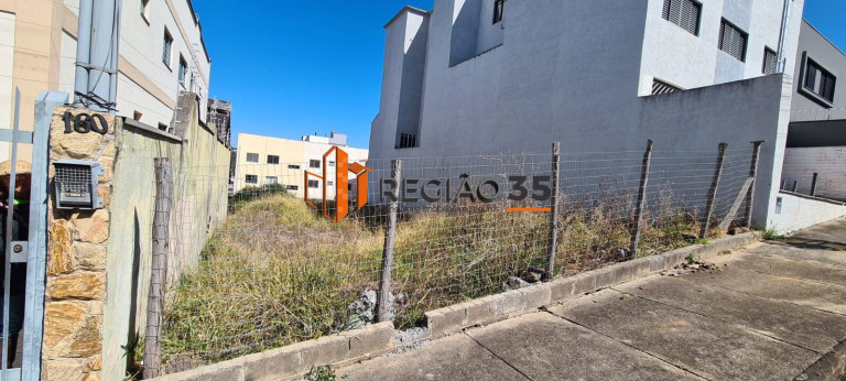 Imagem Terreno à Venda, 250 m² em Santa Maria - Poços De Caldas Imagem Terreno à Venda, 250 m² em Santa Maria - Poços De Caldas
