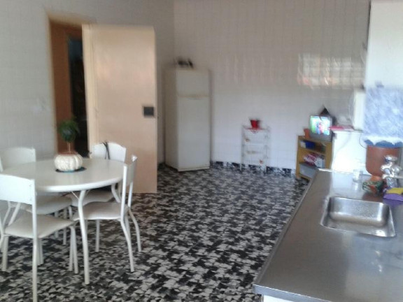 Imagem Casa à Venda, em Vila Maria Helena - Carapicuíba Imagem Casa à Venda, em Vila Maria Helena - Carapicuíba
