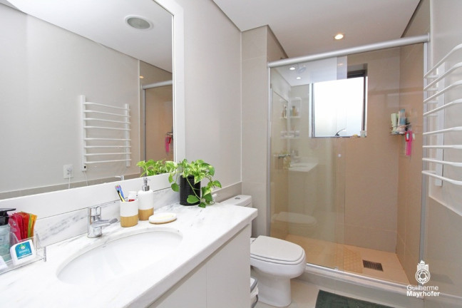 Imagem Apartamento com 3 Quartos à Venda, 99 m² em Menino Deus - Porto Alegre