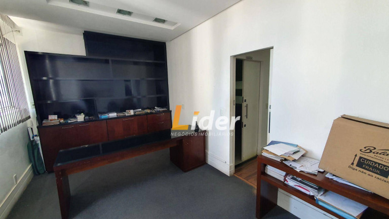 Imagem Sala Comercial à Venda ou Locação, 187 m² em Centro - Juiz De Fora Imagem Sala Comercial à Venda ou Locação, 187 m² em Centro - Juiz De Fora