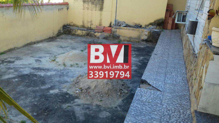 Imagem Casa com 2 Quartos à Venda, 100 m² em Vista Alegre - Rio De Janeiro Imagem Casa com 2 Quartos à Venda, 100 m² em Vista Alegre - Rio De Janeiro