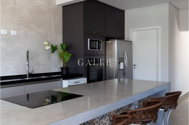 Imagem Casa com 3 Quartos à Venda, 292 m² em Vila Petrópolis - Atibaia Imagem Casa com 3 Quartos à Venda, 292 m² em Vila Petrópolis - Atibaia