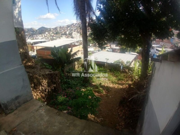 Imagem Casa com 3 Quartos à Venda, 234 m²