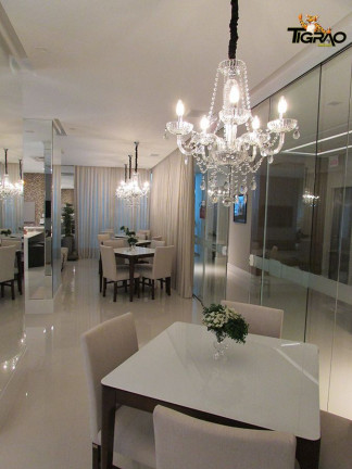 Imagem Apartamento com 3 Quartos à Venda, 140 m² em Centro - Balneário Camboriú