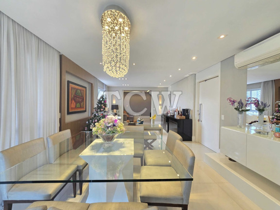 Imagem Apartamento com 3 Quartos à Venda, 213 m² em Aclimação - São Paulo Imagem Apartamento com 3 Quartos à Venda, 213 m² em Aclimação - São Paulo