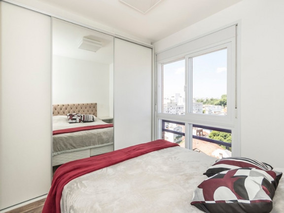 Imagem Apartamento com 3 Quartos à Venda, 76 m² em Menino Deus - Porto Alegre Imagem Apartamento com 3 Quartos à Venda, 76 m² em Menino Deus - Porto Alegre