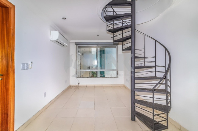 Imagem Imóvel com 2 Quartos à Venda, 81 m² em Passo Da Areia - Porto Alegre Imagem Imóvel com 2 Quartos à Venda, 81 m² em Passo Da Areia - Porto Alegre