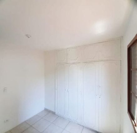Imagem Casa com 5 Quartos à Venda, 120 m² em Vila Gertrudes - São Paulo