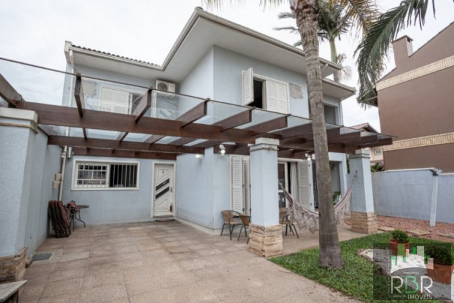 Imagem Casa com 4 Quartos à Venda, 223 m² em Torres