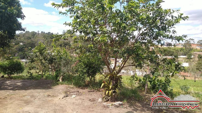 Terreno à Venda, 800 m² em Veraneio Ijal - Jacareí