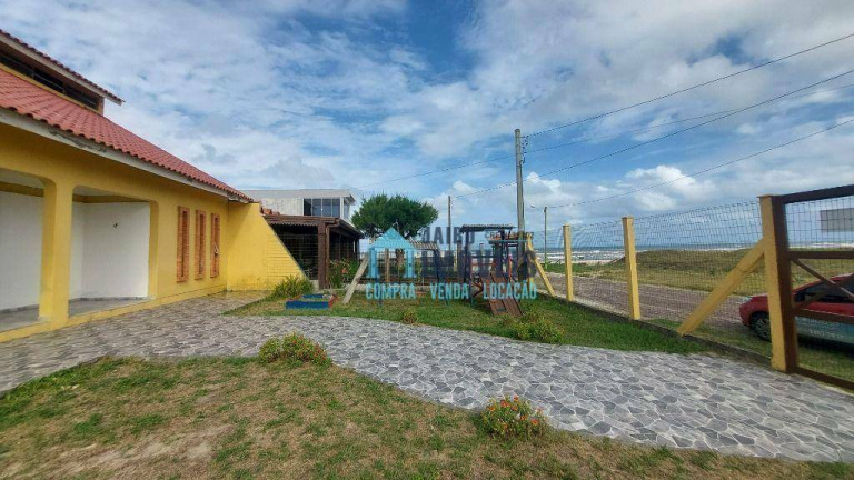 Imagem Casa com 3 Quartos à Venda, 360 m² em Centro - Balneário Pinhal Imagem Casa com 3 Quartos à Venda, 360 m² em Centro - Balneário Pinhal