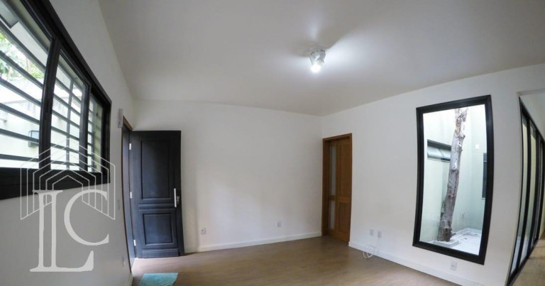 Imagem Casa com 10 Quartos à Venda, 350 m² em Campo Belo - São Paulo Imagem Casa com 10 Quartos à Venda, 350 m² em Campo Belo - São Paulo