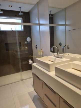 Imagem Apartamento com 3 Quartos à Venda, 152 m² em Centro - Balneário Camboriú